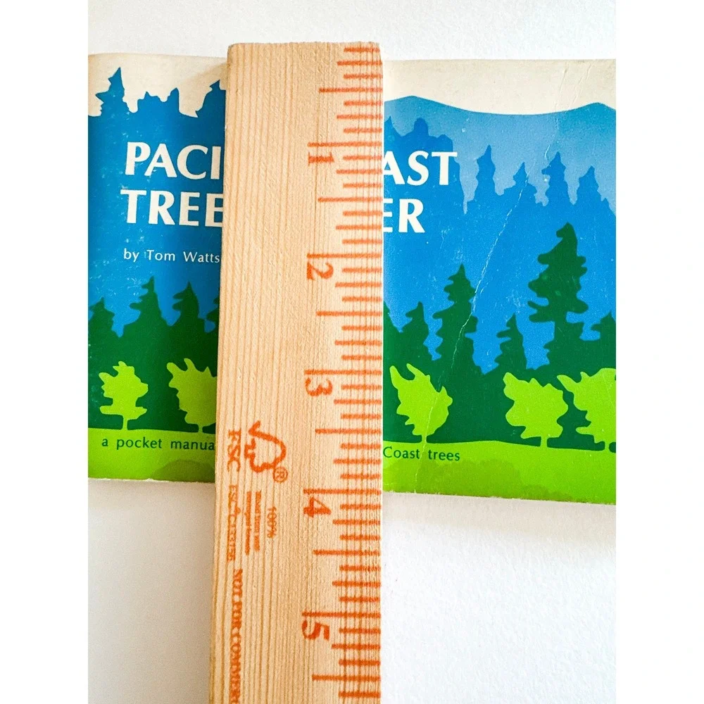 Vintage Pacific Northwest Nature Guides Animal Tracks and Tree Finder Set PNW‎